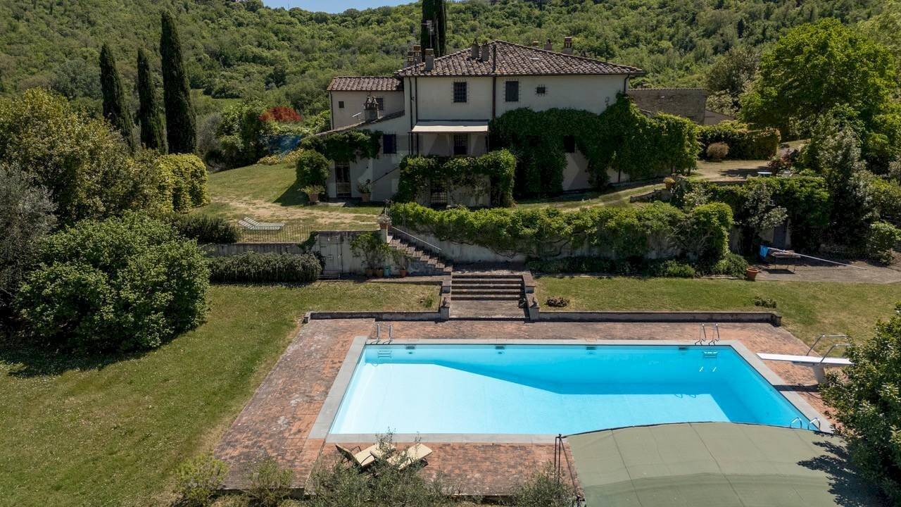 Piscina - Casa semi indipendente Località Mitigliano
 
13, Rignano sull'Arno - foto 1