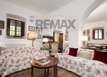 Soggiorno - Casa semi indipendente Località Mitigliano
 
13, Rignano sull'Arno - foto 17