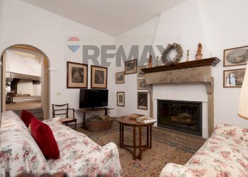 Soggiorno - Casa semi indipendente Località Mitigliano
 
13, Rignano sull'Arno - foto 19