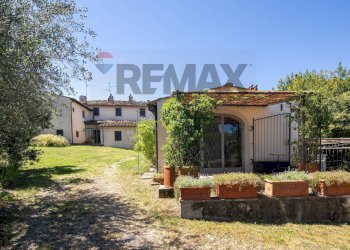 Casa all\'aperto - Casa semi indipendente Località Mitigliano
 
13, Rignano sull'Arno - foto 37