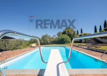 Piscina - Casa semi indipendente Località Mitigliano
 
13, Rignano sull'Arno - foto 51