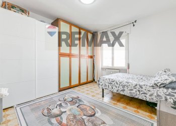 Camera / camera da letto - Three-room apartment Via Buozzi
 
19, Paullo - photo 13