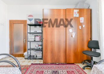 Camera / camera da letto - Three-room apartment Via Buozzi
 
19, Paullo - photo 22