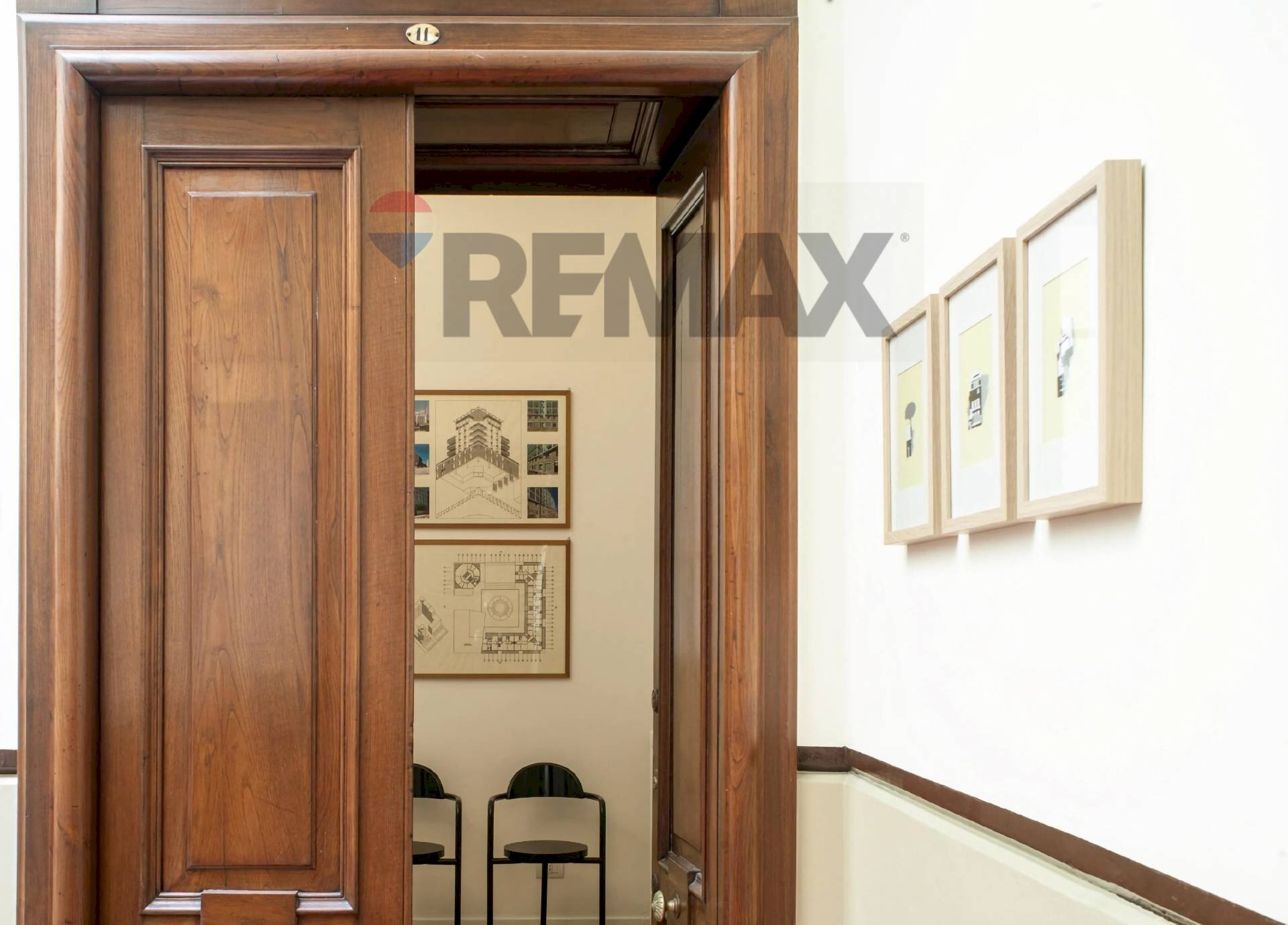 Hall / corridoio - Four-room apartment Piazza Giuseppe Massari
36, Bari - photo 3