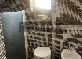 Bagno - Four-room apartment Piazza Giuseppe Massari
36, Bari - photo 8