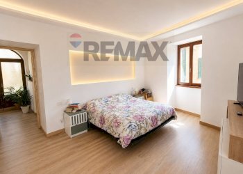Camera / camera da letto - Semi-detached house VIA PIAVE
 
2, Cuvio - photo 9