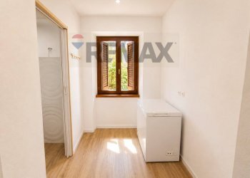 Hall / corridoio - Semi-detached house VIA PIAVE
 
2, Cuvio - photo 17