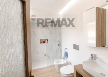 Bagno - Semi-detached house VIA PIAVE
 
2, Cuvio - photo 19
