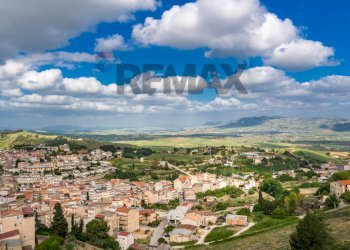 Panorama - Four-room apartment Via Antonino Lo Presti
 
100, Salemi - photo 1