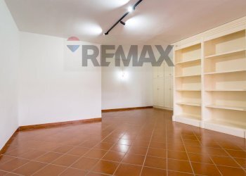 Salone - Four-room apartment Via Antonino Lo Presti
 
100, Salemi - photo 12
