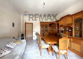 Sala da pranzo - Three-room apartment Via della Resistenza
 
124, Villaricca - photo 7