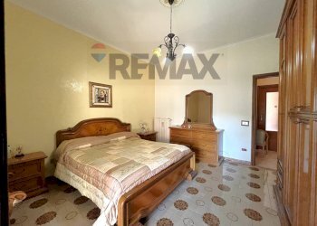 Camera / camera da letto - Three-room apartment Via della Resistenza
 
124, Villaricca - photo 19