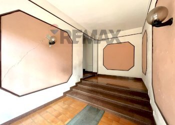 Scale - Three-room apartment Via della Resistenza
 
124, Villaricca - photo 23