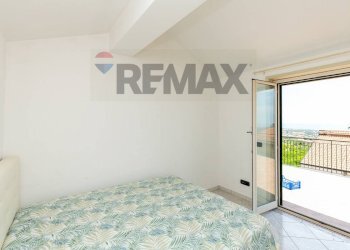 Camera / camera da letto - Villa a Schiera Via S. Biagio
 
20, Mascali - foto 25