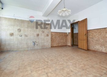 Cucina abitabile/Living - Appartamento Via Terreforti
13, Catania - foto 15