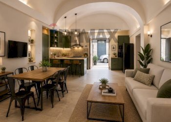 Sala da pranzo - Casa indipendente Via Regina Bianca
134, Catania - foto 9