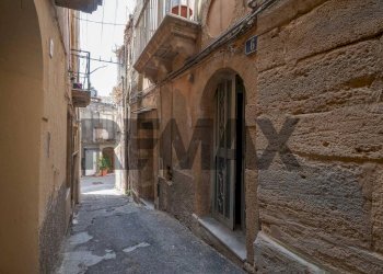 Edificio all\'aperto - Semi-detached house Via Cugino
 
6/8, Caltagirone - photo 2
