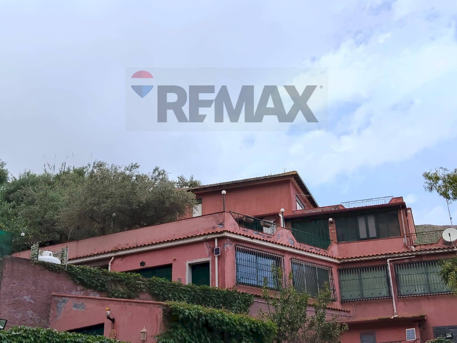 Casa all\'aperto - Appartamento Via Branco
 
44, Taormina - foto 1