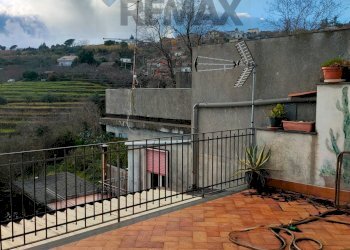 Terrazza - Independent house via Luigi Capuana
 
51-53, Sant'Alfio - photo 11