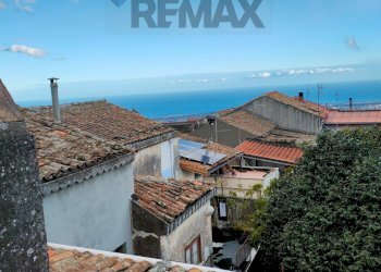 Vista dell\'acqua - Independent house via Luigi Capuana
 
51-53, Sant'Alfio - photo 16