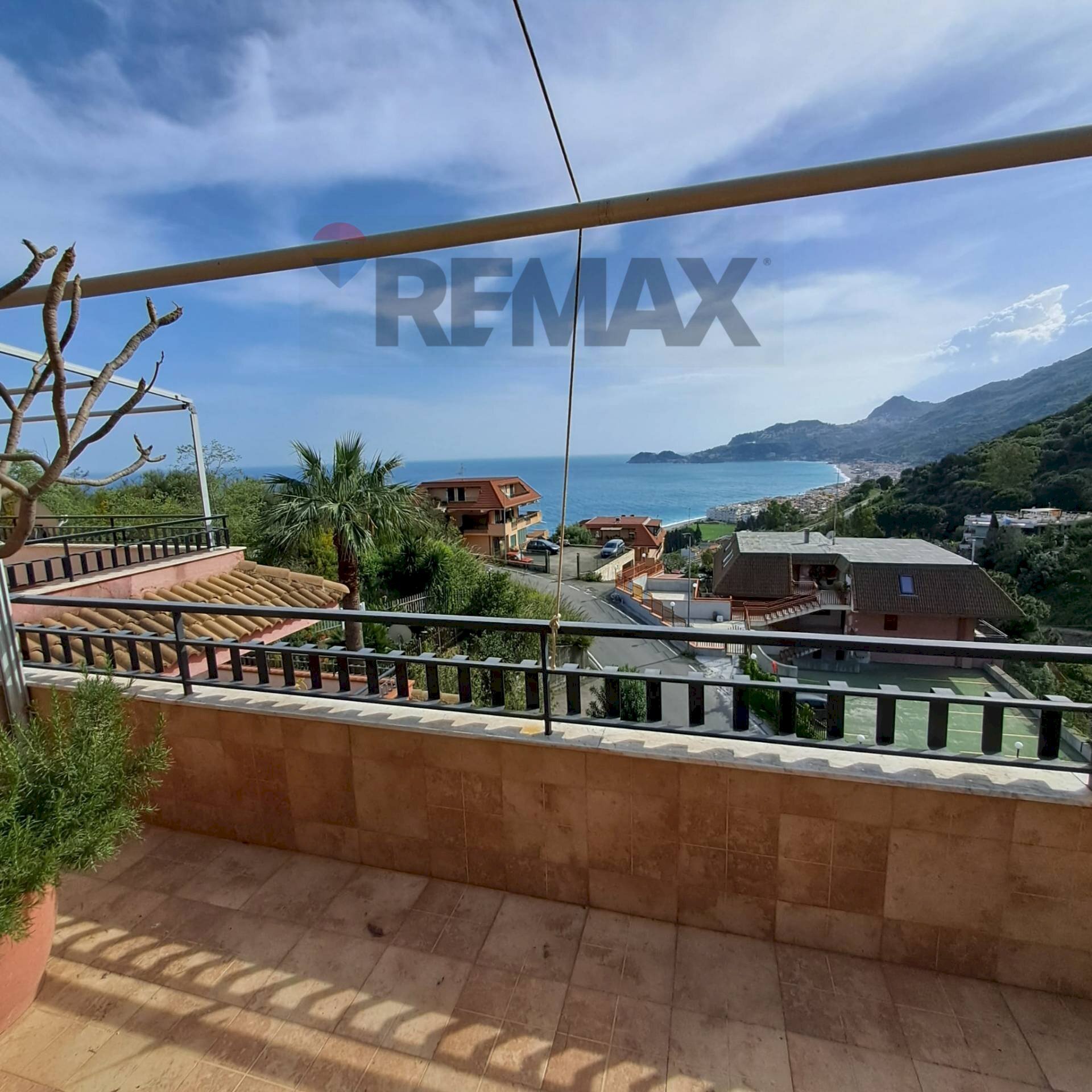 Balcone - Three-room apartment Via Sillemi
 
11, Letojanni - photo 1