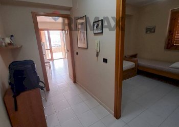 Hall / corridoio - Three-room apartment Via Sillemi
 
11, Letojanni - photo 14