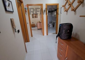 Hall / corridoio - Three-room apartment Via Sillemi
 
11, Letojanni - photo 23