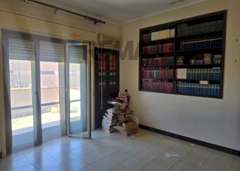 Stanza vuota - Residence Via Casciaro - cpl Esperia
1, Messina - photo 9