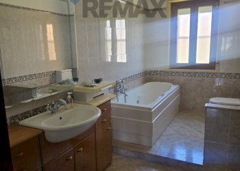 Bagno - Residence Via Casciaro - cpl Esperia
1, Messina - photo 11