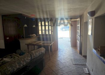 Soggiorno - Residence Via Casciaro - cpl Esperia
1, Messina - photo 19