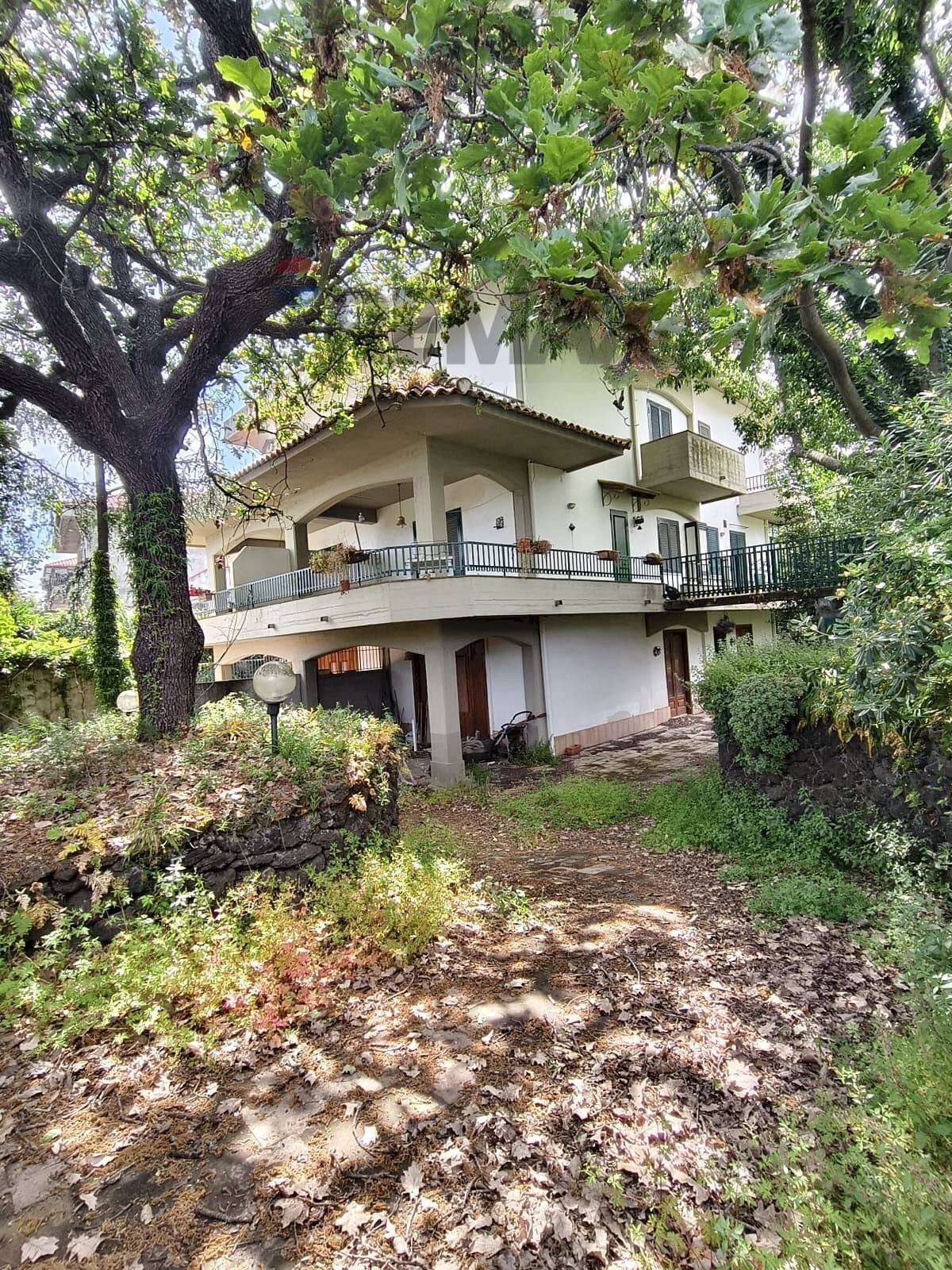 Casa all\'aperto - Villa Via Rigolato
 
45, Acireale - foto 1