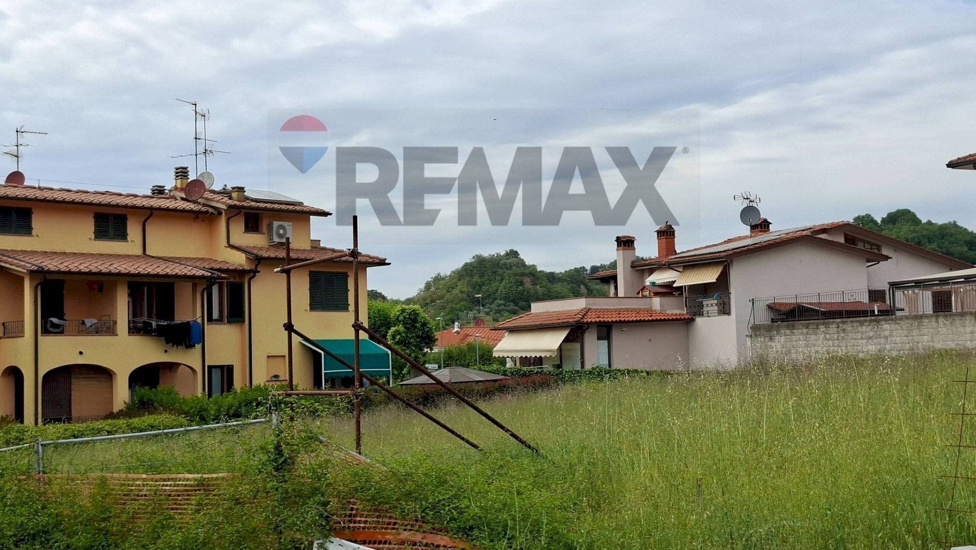 Casa all\'aperto - Building land via campania
snc, Castelfranco Piandiscò - photo 3