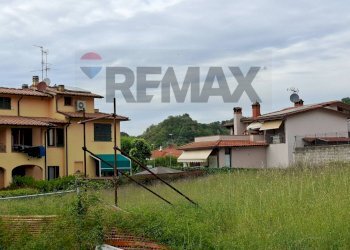 Casa all\'aperto - Building land via campania
snc, Castelfranco Piandiscò - photo 3