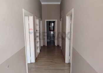 Hall / corridoio - Apartment San Giovanni Valdarno - photo 12