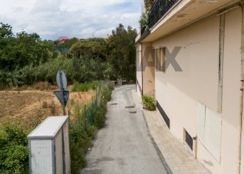 Casa all\'aperto - Locale Commerciale via nenni
32, Ancona - foto 7