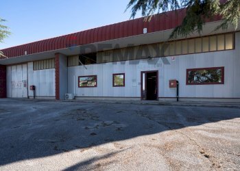 Edificio all\'aperto - Capannone Via Dell'industria
 
17, Monte San Vito - foto 2