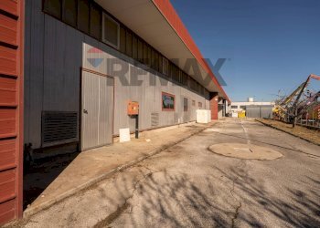 Edificio all\'aperto - Capannone Via Dell'industria
 
17, Monte San Vito - foto 10
