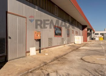 Terrazza - Capannone Via Dell'industria
 
17, Monte San Vito - foto 11