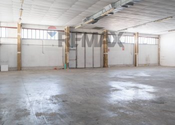 Parcheggio - Capannone Via Dell'industria
 
17, Monte San Vito - foto 33