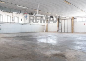 Parcheggio - Capannone Via Dell'industria
 
17, Monte San Vito - foto 35
