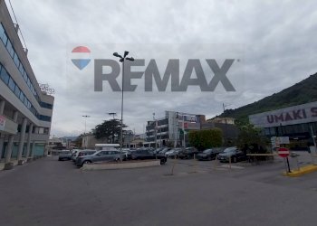 Edificio all\'aperto - Commercial Premises via san leonardo
 
52, Salerno - photo 13