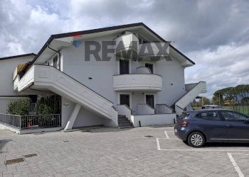 Edificio all\'aperto - Bilocale Francesca Violi
 
330, Monsummano Terme - foto 1