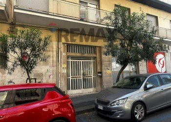 Edificio all\'aperto - Appartamento Via Salvatore Paola
 
8, Catania - foto 15