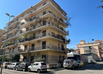 Edificio all\'aperto - Apartment Via Trieste
 
9, Giarre - photo 10