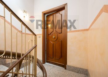 Scale - Apartment via Gregorio
 
11, Adrano - photo 9