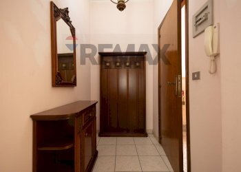 Hall / corridoio - Apartment via Gregorio
 
11, Adrano - photo 10