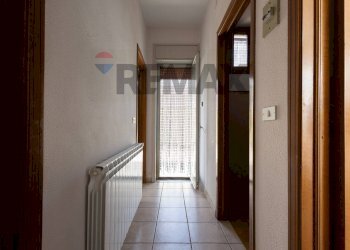 Hall / corridoio - Apartment via Gregorio
 
11, Adrano - photo 22