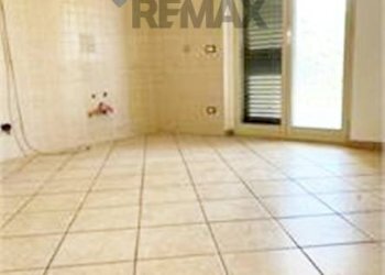 Stanza vuota - Semi-detached house via roma, Saponara - photo 15