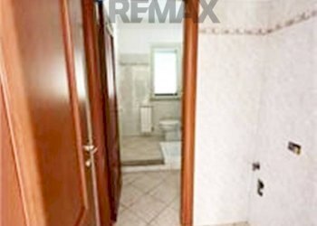 Hall / corridoio - Semi-detached house via roma, Saponara - photo 17