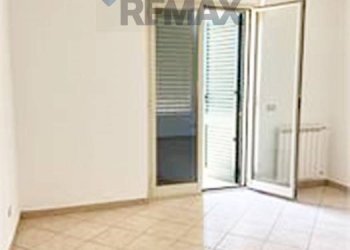 Stanza vuota - Semi-detached house via roma, Saponara - photo 18